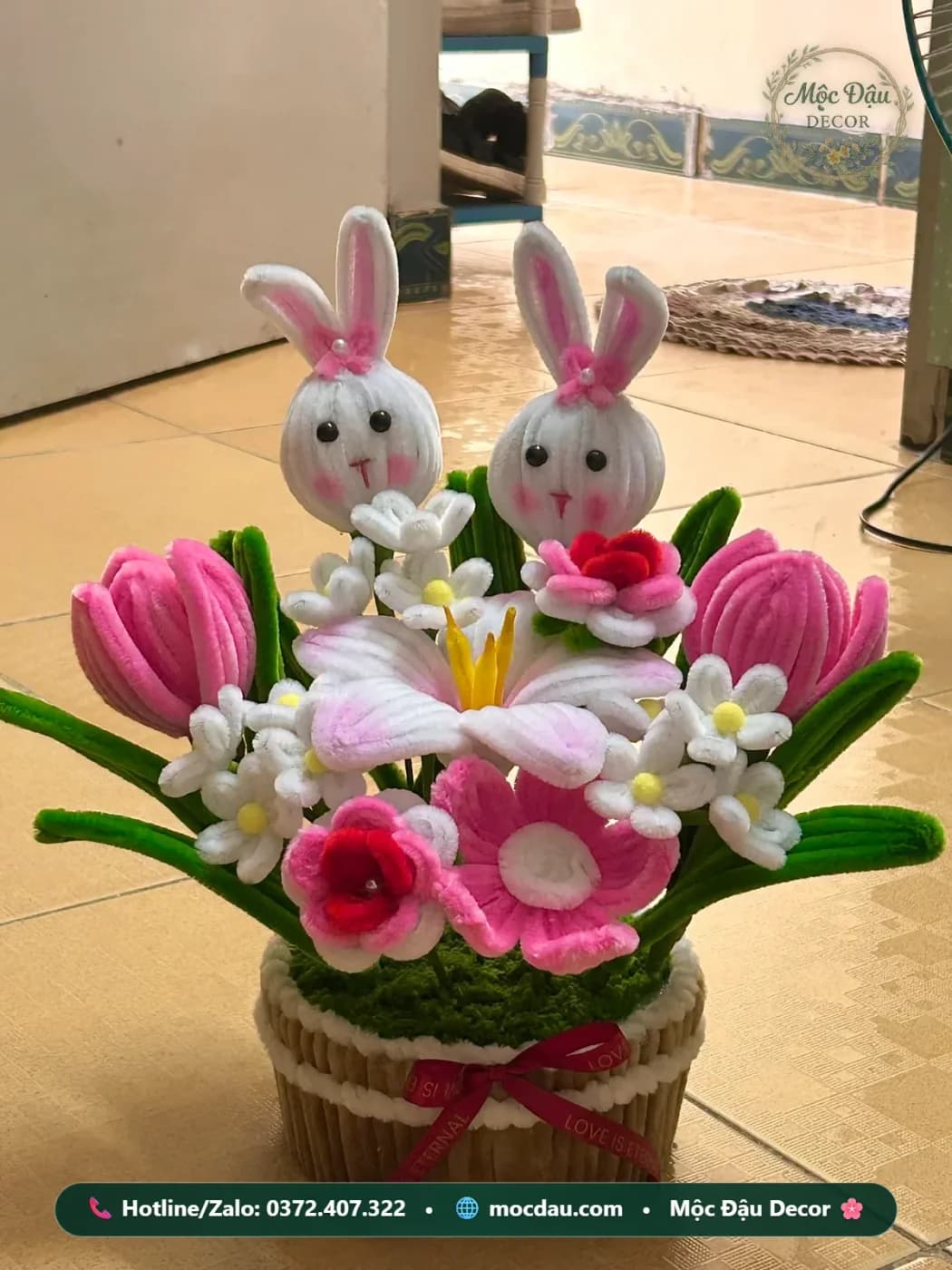 Chậu hoa tulip mix thỏ
