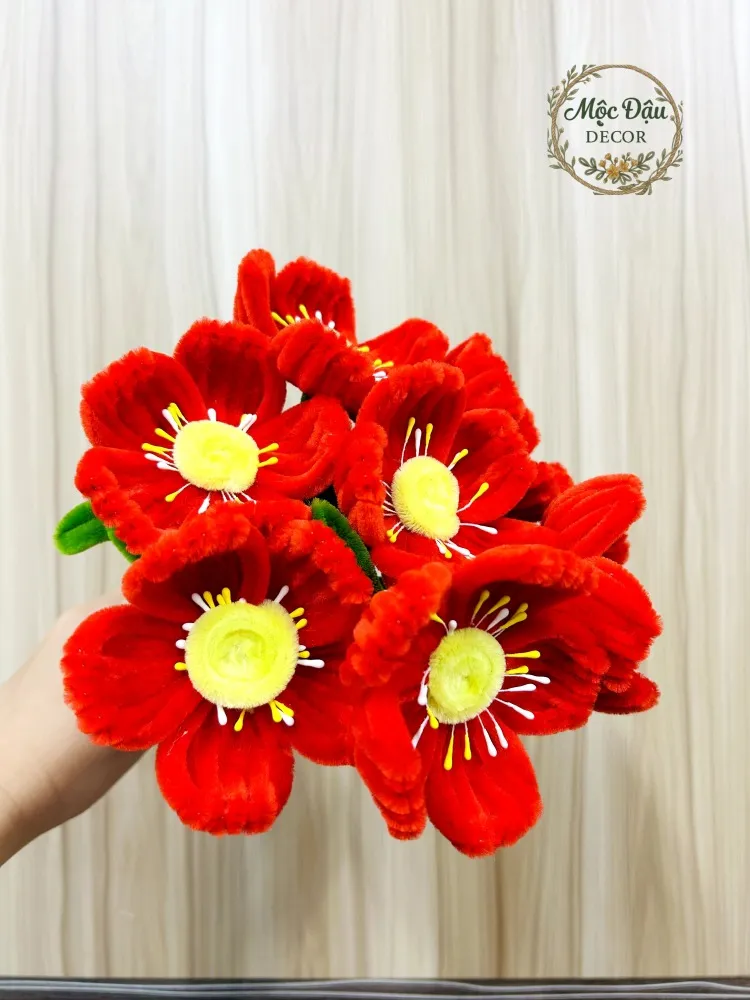 Cành Hoa Anh Túc Kẽm Nhung Đỏ Nhụy Vàng Đẹp Bền Vững Tại TP.HCM